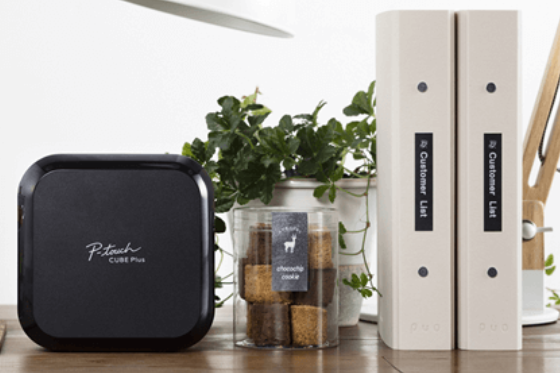 Drukarka Brother P-touch PT-D710BT Cube w zastosowaniu