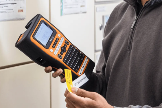 Drukarka PT-E560 w zastosowaniu